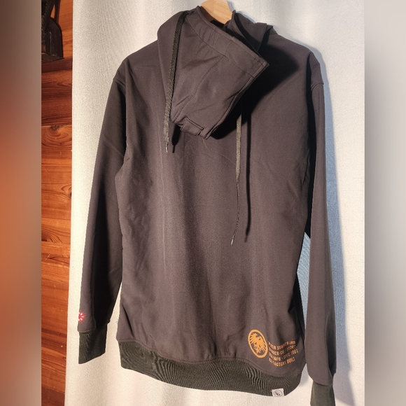 Neversummer Tech Sweater - Picture 2 of 3